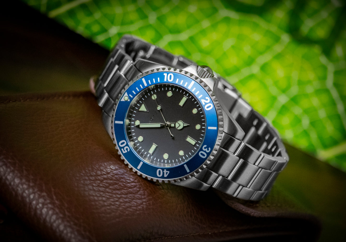 Enoksen 'Dive' E02/H Blue Oyster - Hybrid Diver's Watch - 41mm