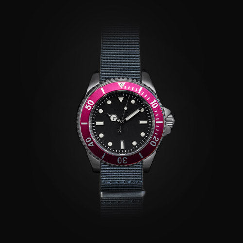 Enoksen 'Dive' E02/H Pink - Hybrid Diver's Watch - 41mm