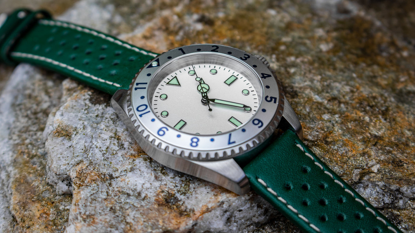 Enoksen 'Dive' E02/HW 12-Hour Olympic Green