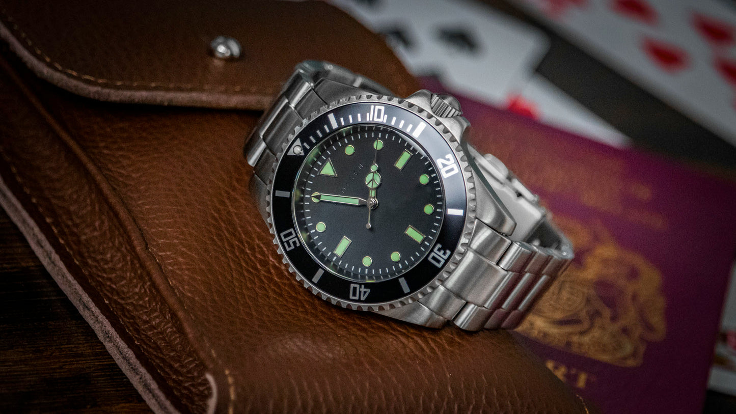 Enoksen 'Dive' E02/JB - Hybrid Diver's Watch - 41mm