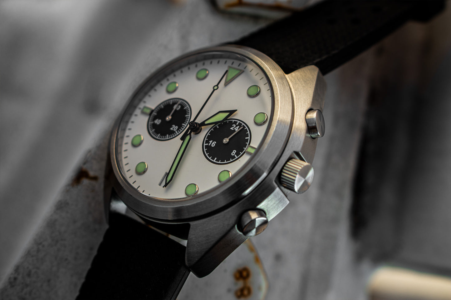 Enoksen 'Drive' E04/B Limited Edition - Driver's Chronograph - 43mm