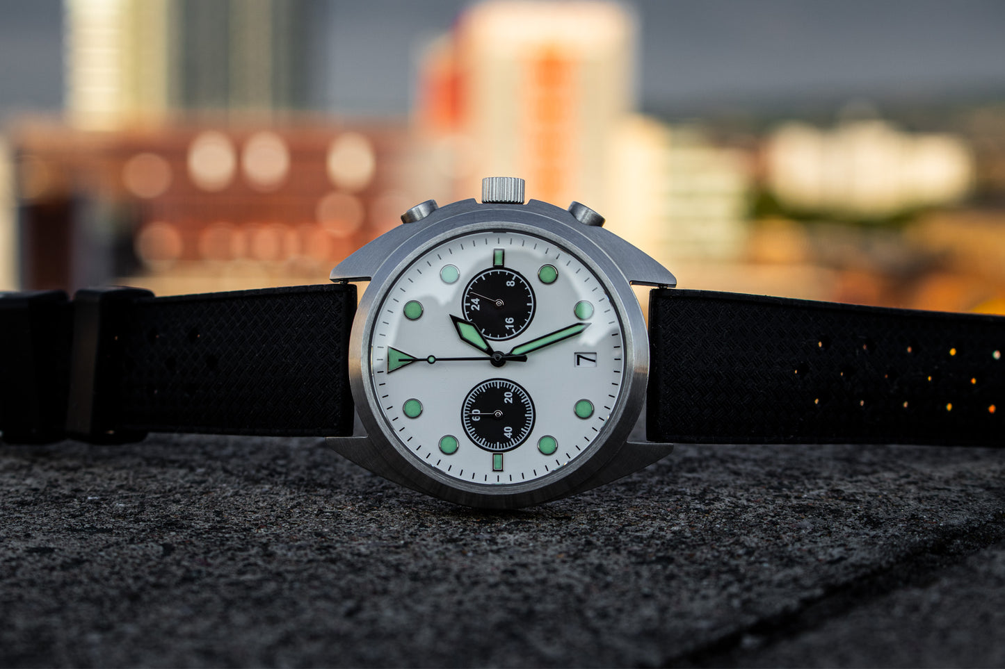 Enoksen 'Drive' E04/B Limited Edition - Driver's Chronograph - 43mm